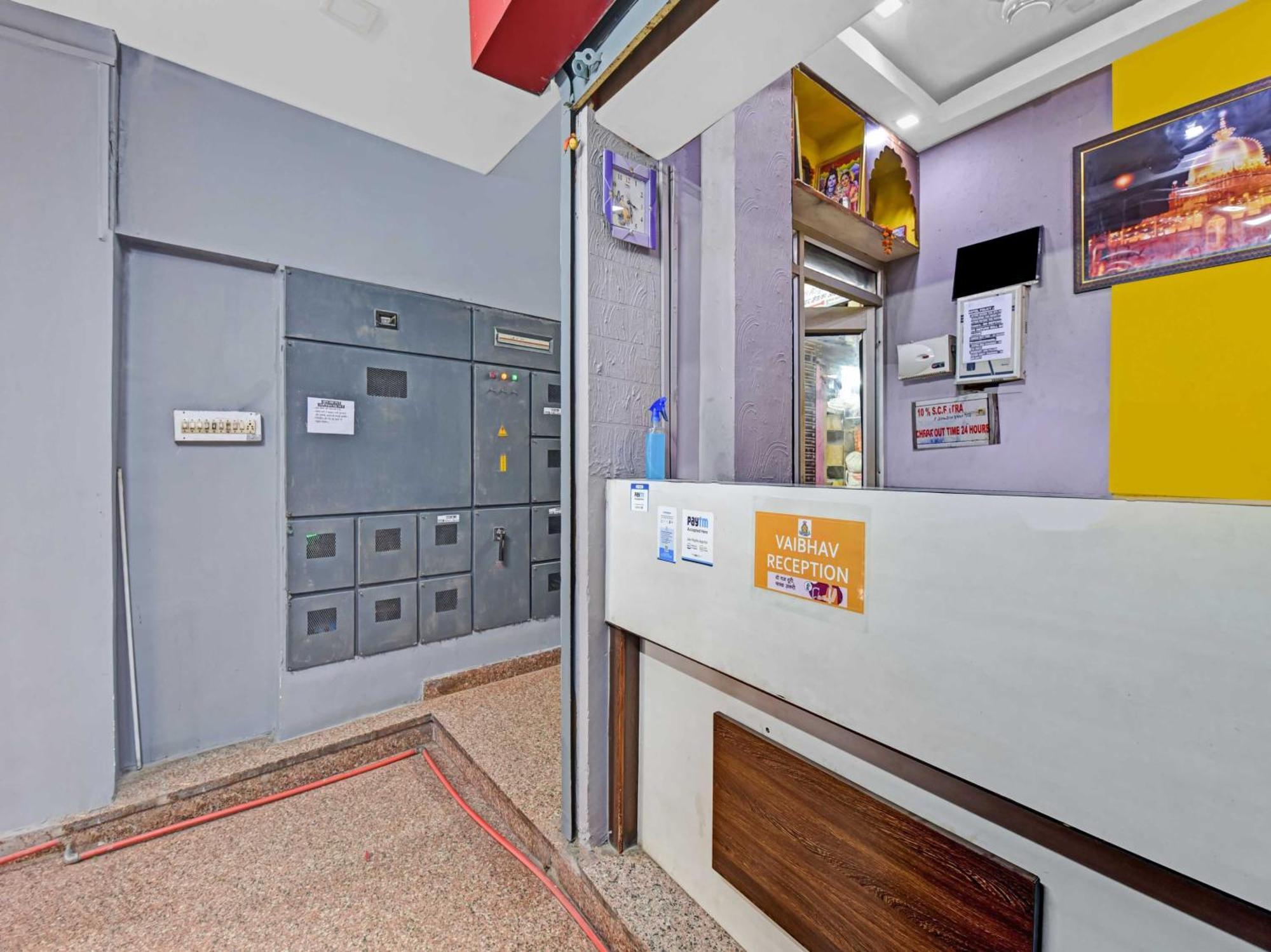 Oyo 85212 Hotel Vaibhav Ajmer Dış mekan fotoğraf