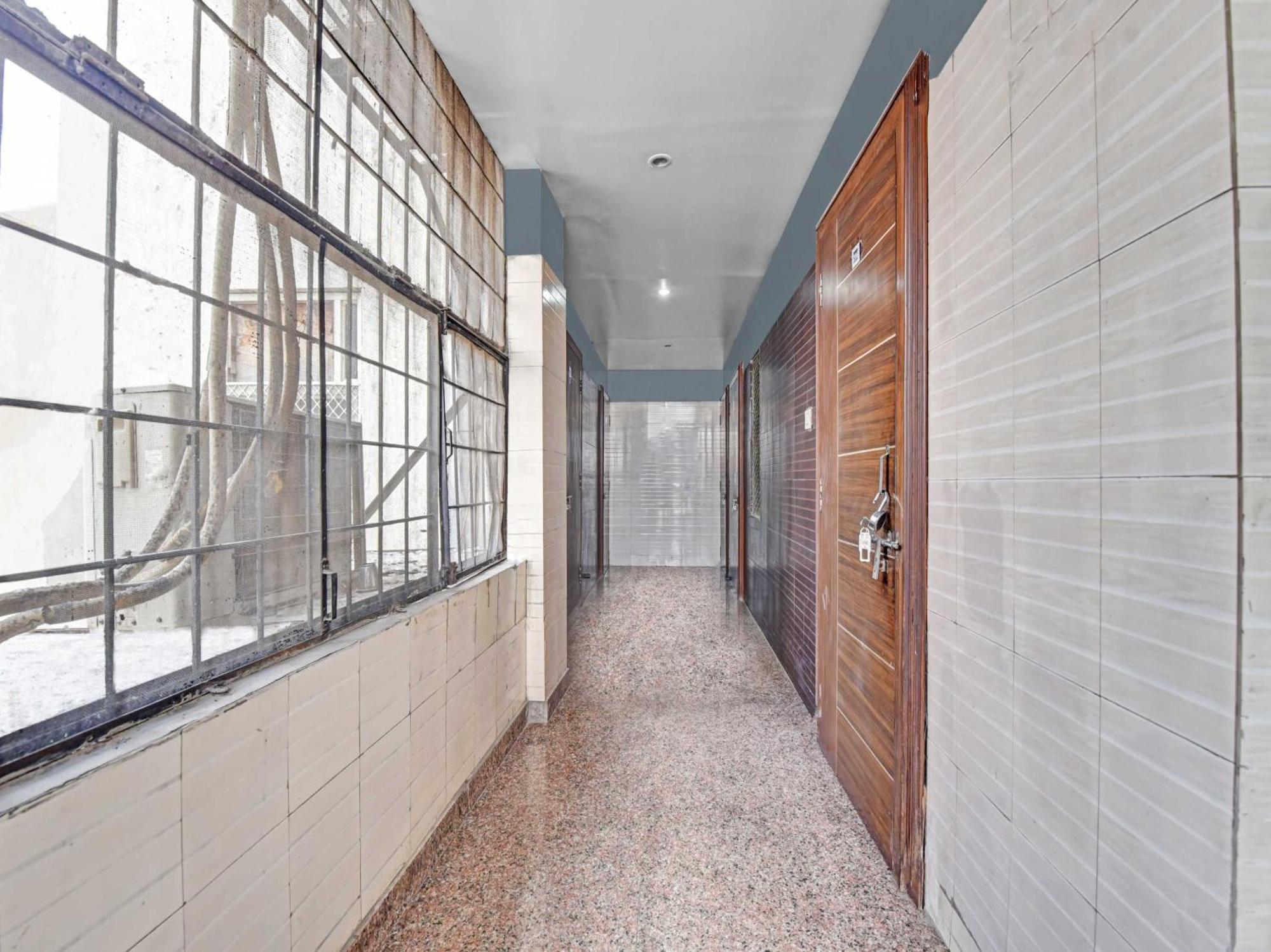 Oyo 85212 Hotel Vaibhav Ajmer Dış mekan fotoğraf