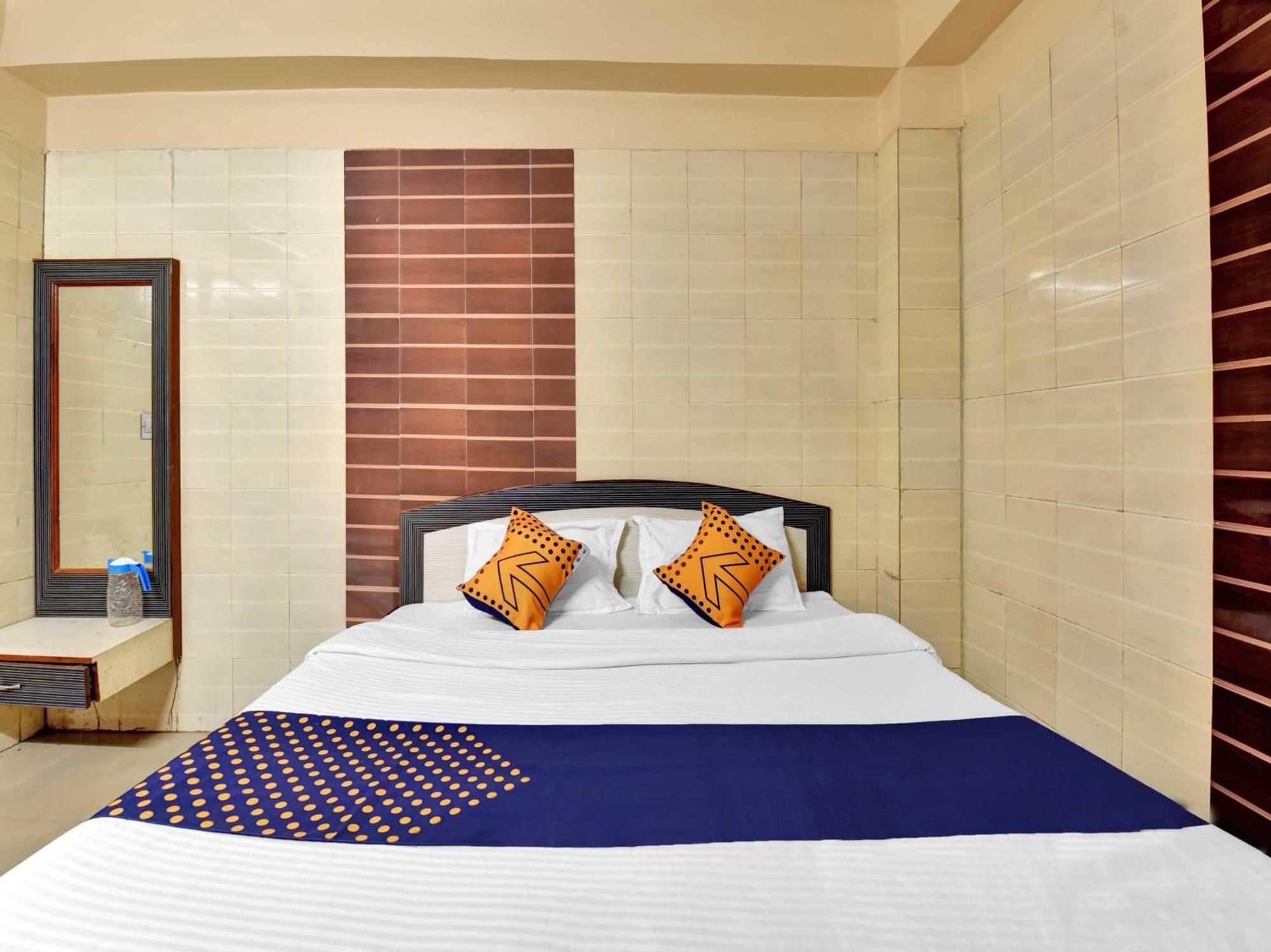 Oyo 85212 Hotel Vaibhav Ajmer Dış mekan fotoğraf